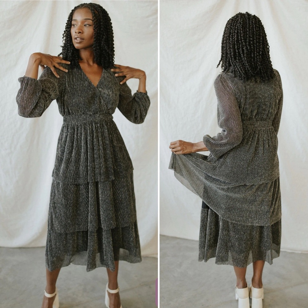SHIMMER black MIDI sz M - never worn
